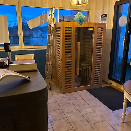 Au Complex By Supreme *