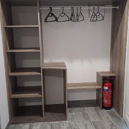 Hotel Au Complex By Supreme Laboutarie