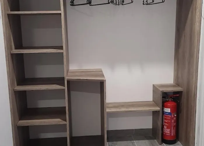 Hotel Au Complex By Supreme Laboutarie