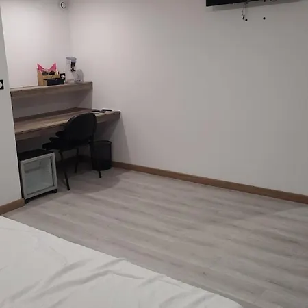 Hotel Au Complex By Suprême Laboutarie